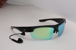 fashion Portable Eyes Protection Polarized Bluetooth Sunglasses